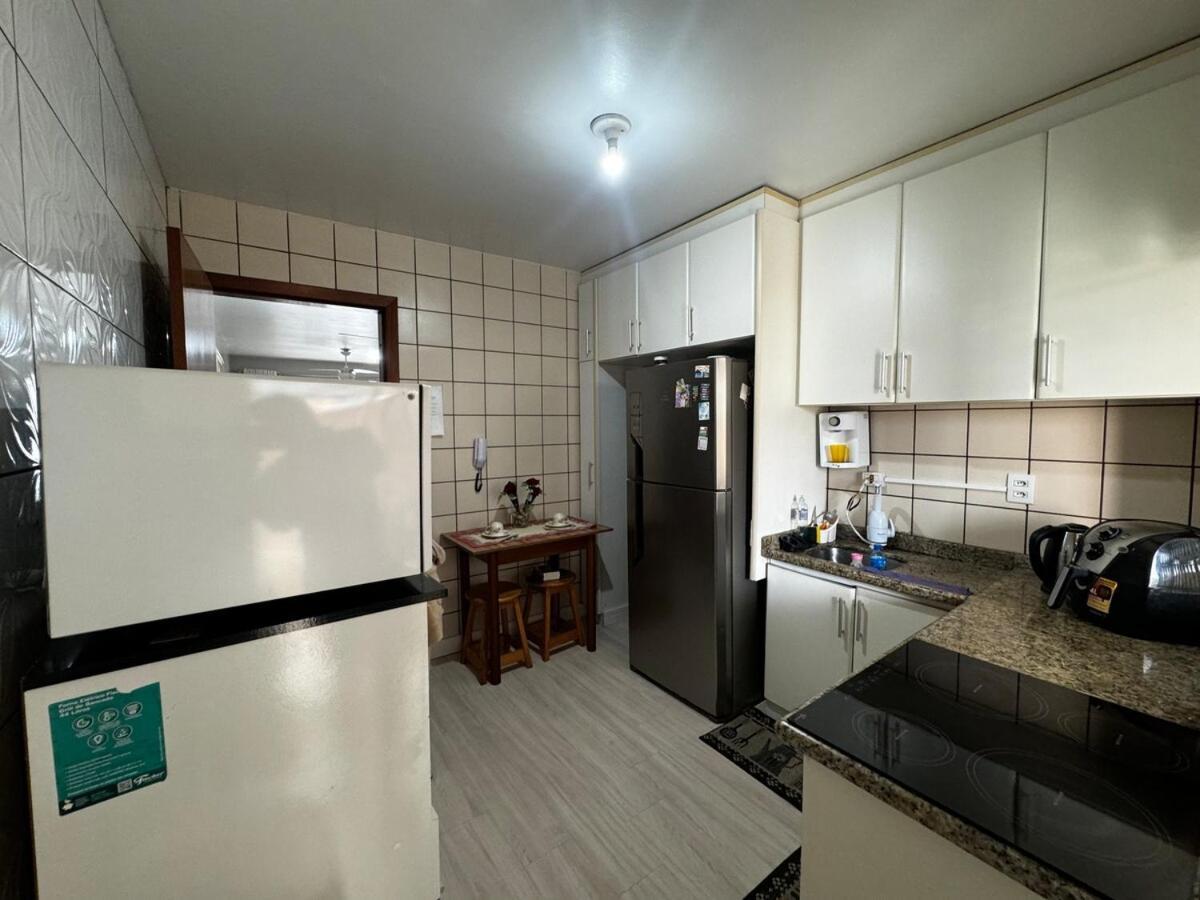 Com Otima Localizacao E Terraco Incrivel *