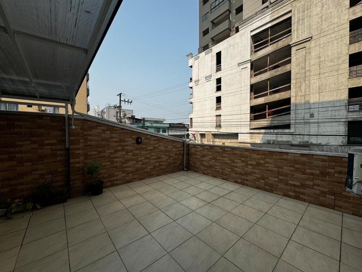 Com Otima Localizacao E Terraco Incrivel Apartamento Balneario Camboriu